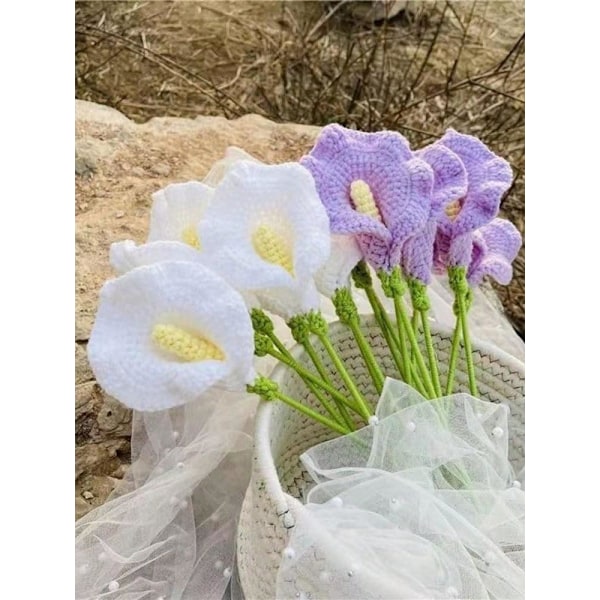 5 stk. Heklet Calla Lily Strikkede Kunstige Blomster Kreative Gaver til Venninnebursdag Kvinner Bryllup White 5pcs