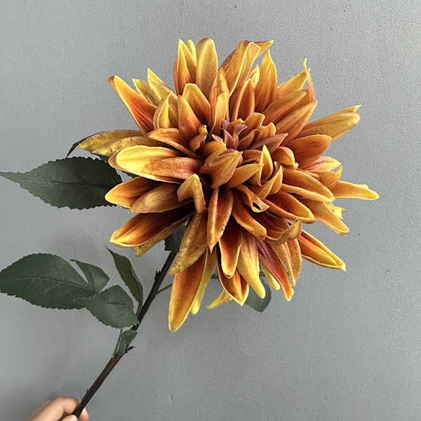 Högkvalitativ PU Dahlia Simulation, Höst Retro Floral Rekvisita, Fyllig Chrysanthemum PU Touch Blomma PU Dahlia Autumn Orange