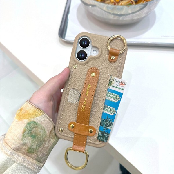 Etui til iPhone 14 Pro Khaki Pebbled Håndledsrem Hardware Spændepung med Kortholder Stativ Læder