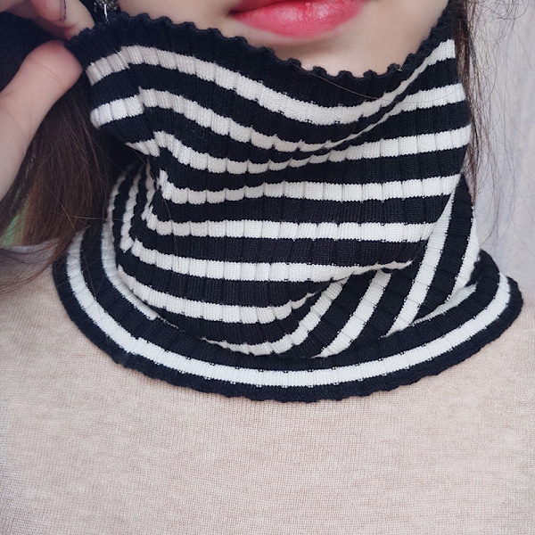 Dame falsk krage Strikket krageskjerf Tykkere kuldebeskyttelse Black apricot stripes
