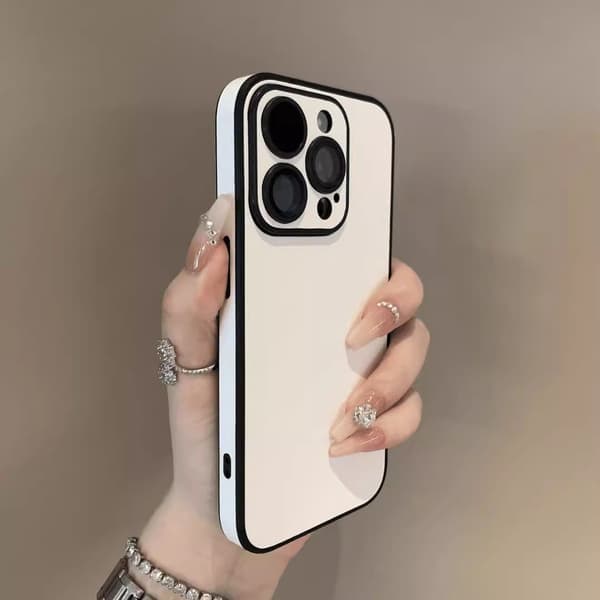 Fodral till iPhone 15 Plus Skin Feel Lädertextur Vit