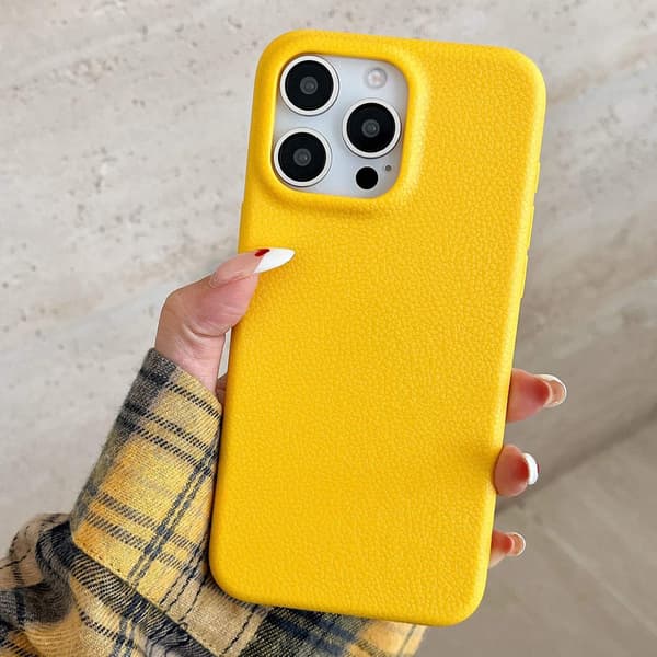 Fodral för iPhone 14 gult lädermönster klassiskt enkelt