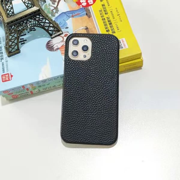 Etui til iPhone 16promax sort Pebbled Half Pack