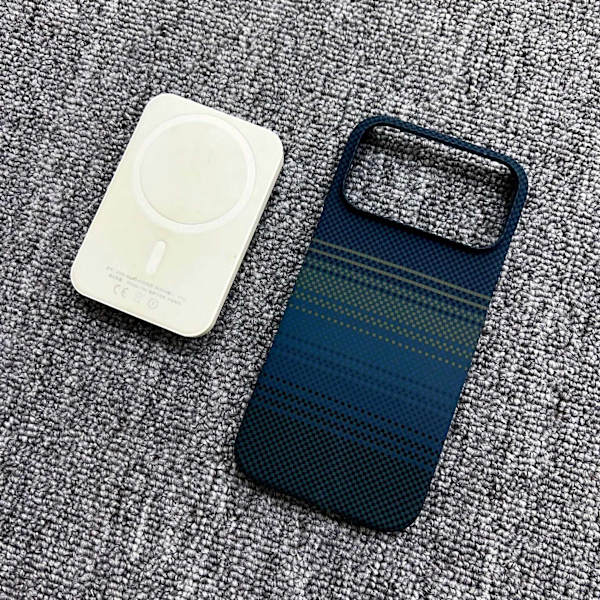 Fodral för iPhone 15 kolfibertextur magnetisk blå Noz33389