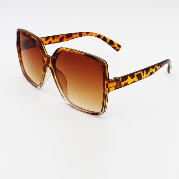 Kvinnor Stor ram UV-skyddssolglasögon Fyrkantiga solglasögon för en slimmad look Mode solskyddsglasögon Leopard print frame dried