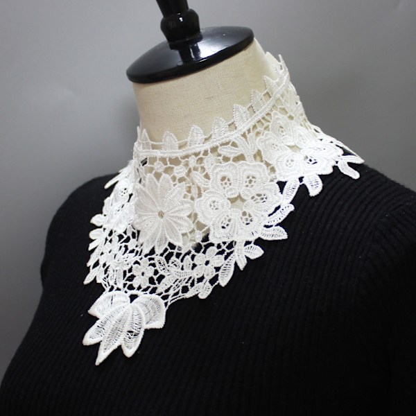 Dame falsk krage Avtakbar halv Falsk Utgravet Blonde Turt White