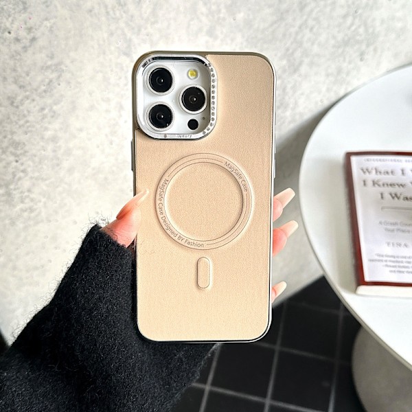 Etui til iPhone 15 Pro Max Desert Gold Krystall Diamant Ramme Lær Magnetisk