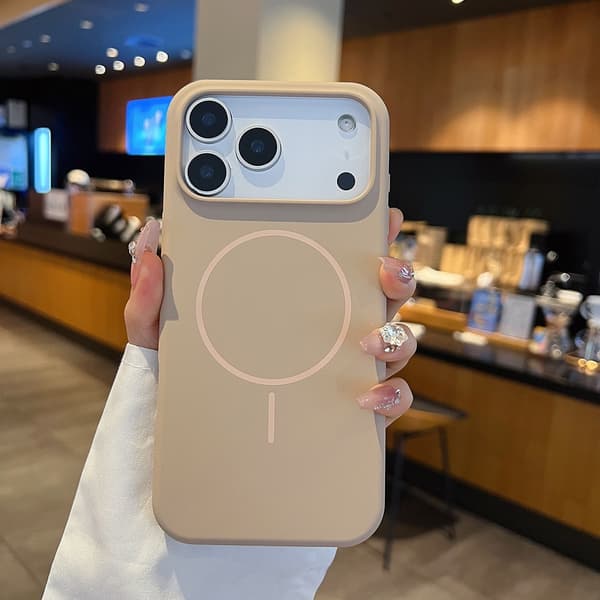 Etui til iPhone 14 Pro Max Flydende Silikone Magnetisk Silikone Slank Profil Guld Noz30045