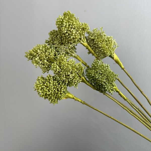 Keinotekoinen yksittäinen ruohosipulikukka yrityksen pöytäkoristeeksi, muovinen voikukka hääkuvausympäristöön Single scallion flower blue