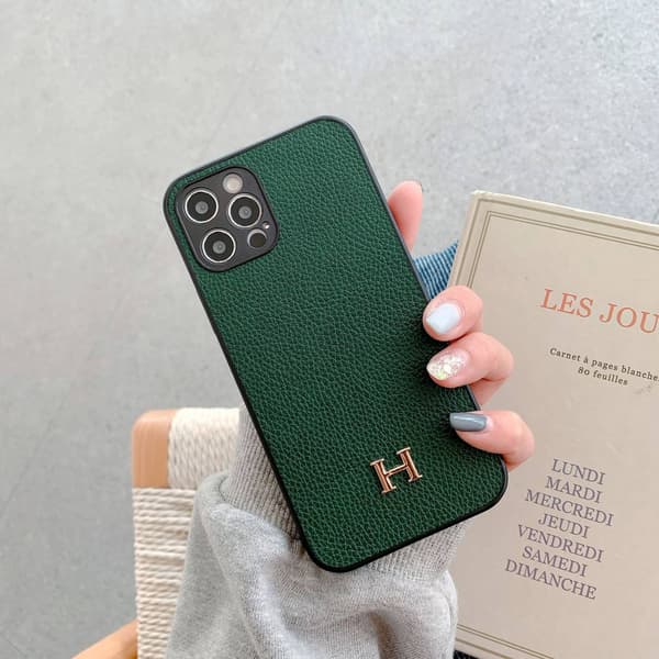 Etui til iPhone 16 grøn Pebbled kortholder