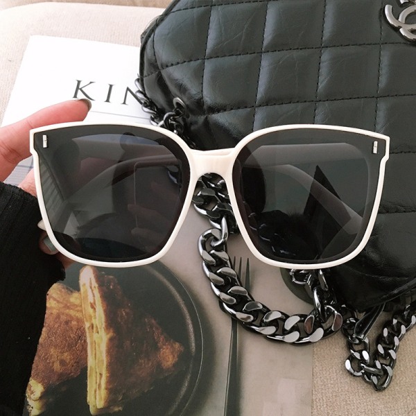 Trendiga UV-skyddande solglasögon ansikte utan sminkglasögon Fashionabla solglasögon i koreansk stil med stort ansikte Black Frame