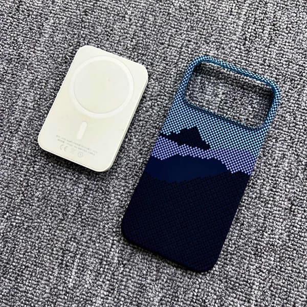 Etui til iPhone 13 Kulfibertekstur Magnetisk Blå Noz33539