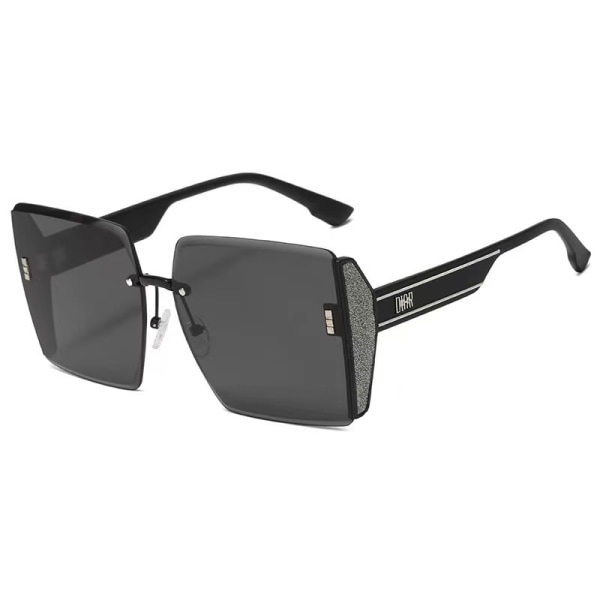 Fashion Atmospheric Box för att göra stort ansikte tunt utseende Solglasögon Solglasögon UV-skydd Black frame Black and Grey lens