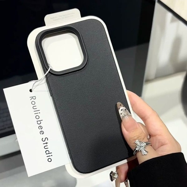 Etui til iPhone 16 plus Lychee Sort Pebbled blød
