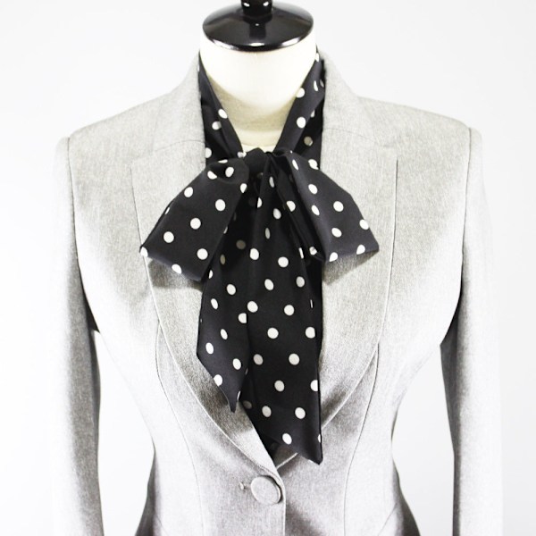 Dame falsk krage Avtakbar halv sløyfe skjorte Business Wear In White background