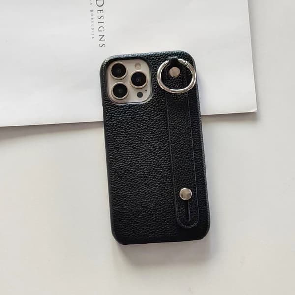 Kotelo iPhone 15:lle, musta, pyöreä ranneketeline