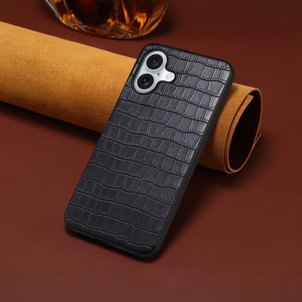 Kotelo iPhone 16:lle, musta krokotiilinnahka