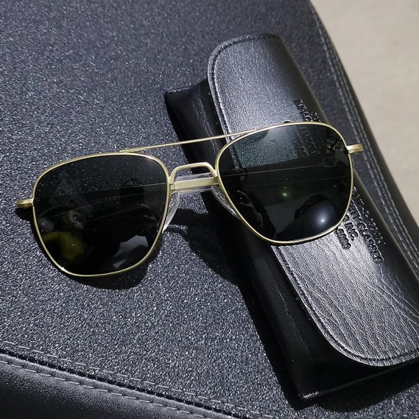 Bajonett raka ben Solglasögon Anti-fall härdat glas Innerbeläggning Solglasögon Drivers Glasögon för bilkörning Asian gold black Gray RE58
