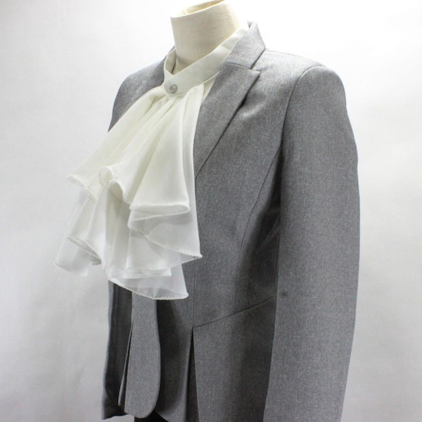 Dame falsk krage Avtakbar halv Court Overdrevet Chiffon White large towel hanging