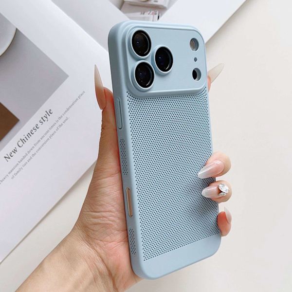 Etui til iPhone 17 Pro, \"Skin Feel\" med linsedetaljer, ventilert, lyseblå