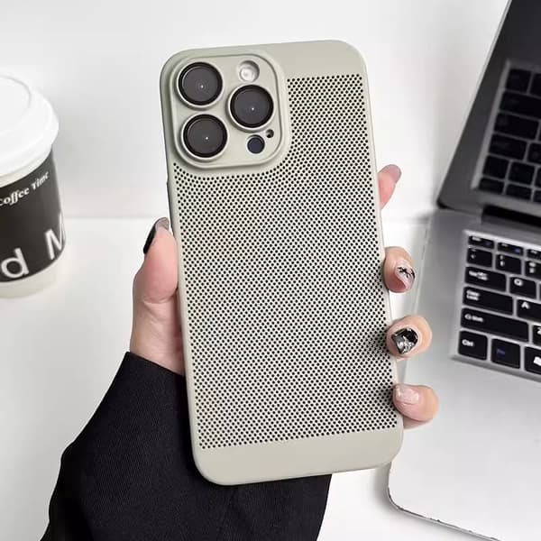 Etui til iPhone 17 Pro med linsedetaljer, slank profil, ventilert design Noz34151