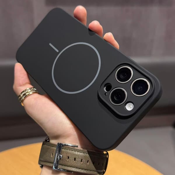 Etui til iPhone 17 Air Flydende Silikone Magnetisk Silikone Slank Profil Sort Noz33024