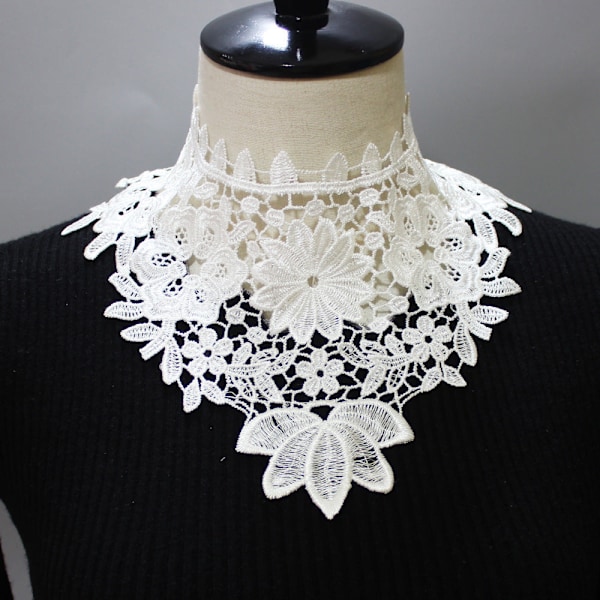 Dame falsk krage Avtakbar halv Falsk Utgravet Blonde Turt White