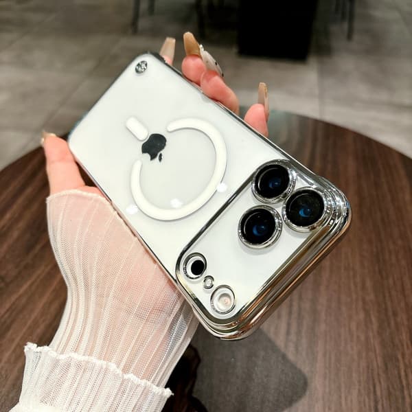 Fodral för iPhone 13 E Clear Magnetic Slim Profile Clear Silver