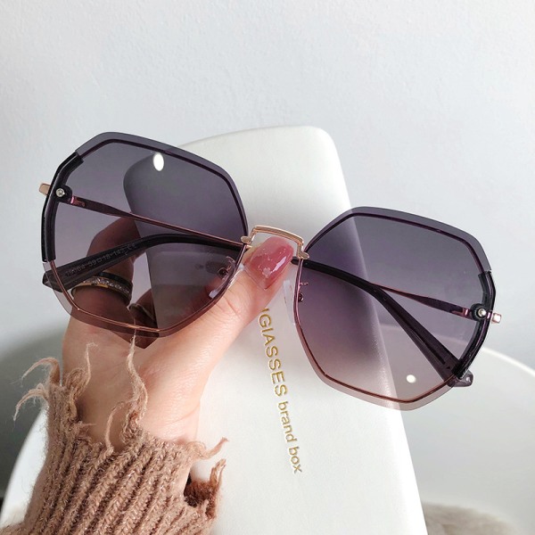 Solglasögon Dam Polariserat UV-skydd Koreansk stil Fashionabla ramlösa bantningssolglasögon Black Frame
