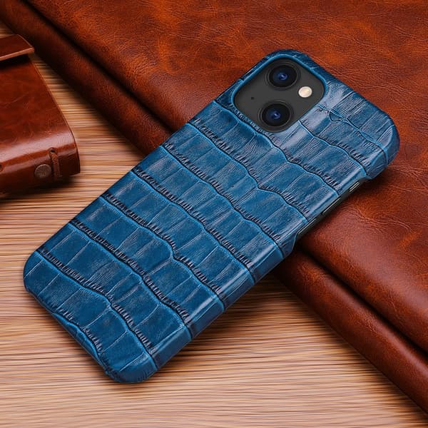 Fodral för iPhone 16 blå Krokodilmönster kohud läder ultratunn
