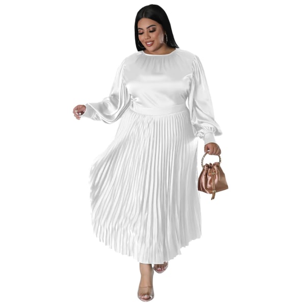 Plisserad rundhalsad långklänning med lång ärm White L
