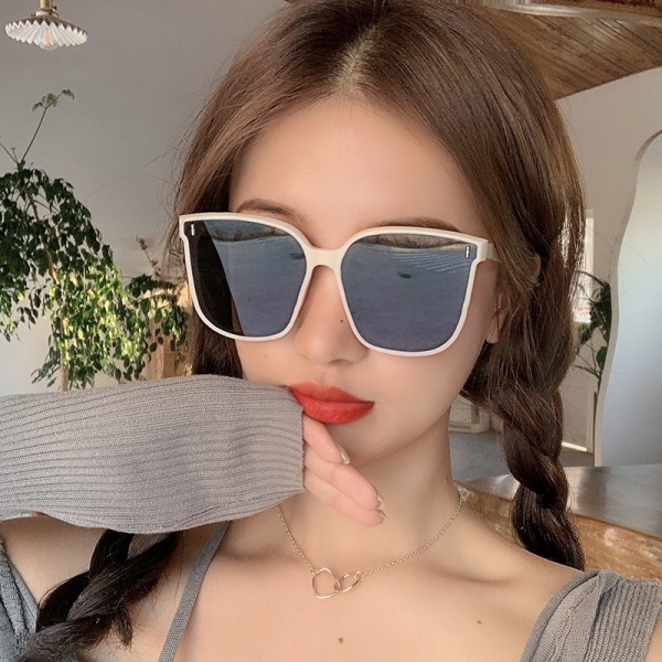 Solglasögon Koreanska Solglasögon Män Kvinnor Mode Reflekterande linser med stora bågar SL212 Polarized Lens