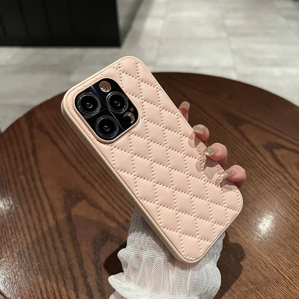 Fodral för iPhone 15 rosa Diamantkornig lädertextur Full-Body lins