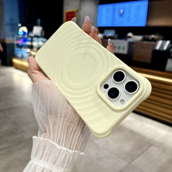 Etui til iPhone 14 Plus Flytende Silikon Magnetisk Silikon Gul Noz28507