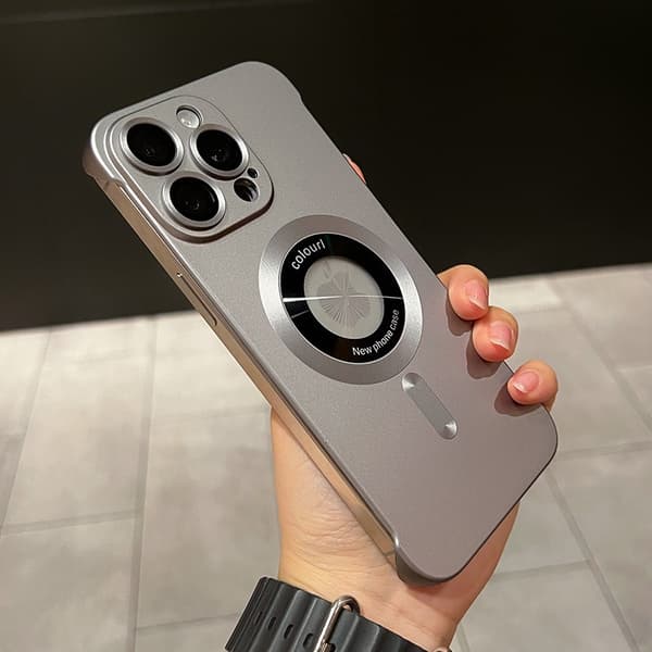 Fodral för iPhone 13 Magnetisk Linsdetalj Slimmad Profil Grå