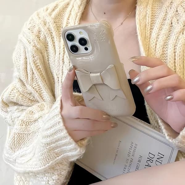 Fodral för iPhone 15 Pro Beige+Rosett Retro lädertextur halvt täckt