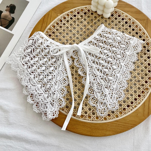 Dame falsk krage Avtakbar halv Avtakbar 'S Allsidig Lace coin-White
