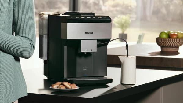 SIEMENS TP516RX3 EQ500 Espressomaskin Silver-Svart