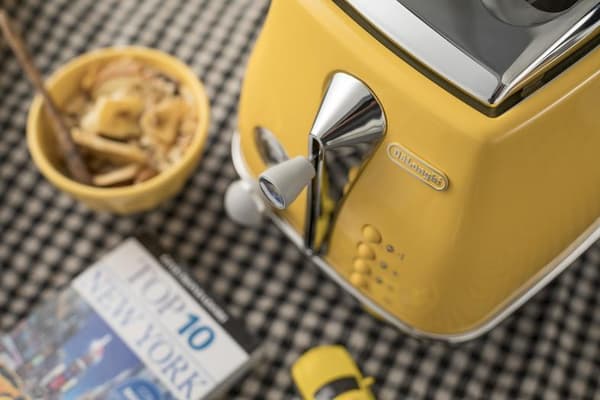 DE LONGHI CTOC 2103.Y Icona Capitals brödrost