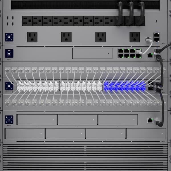 Switch Ubiquiti USW-Pro-Max-48-PoE 52p 720W Managed