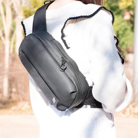 HORI Adventure Pack Axelväska Svart NSX-020E