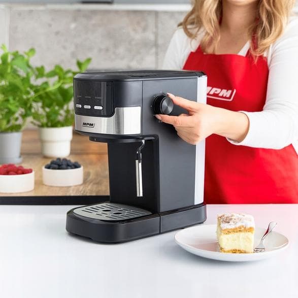 MPM MKW-13M espressomaskin, svart och silver