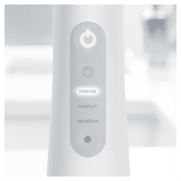 ORAL-B AquaCare 6 ProExpert irrigator