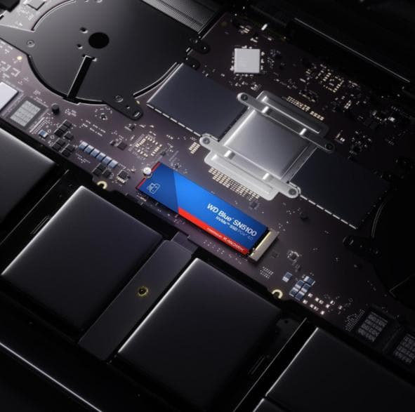 SANDISK WD Blue SN5100 1TB SSD Blå och Röd
