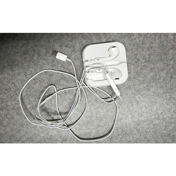 Premiumkvalitet USB-C Earphone Med Mikrofon volymkontroll Vit