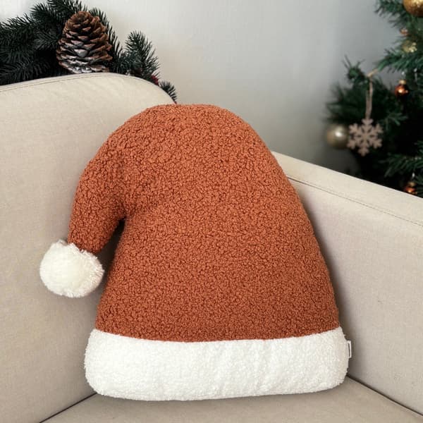 Julklappsformad kudde i rostfärgad bouclé
