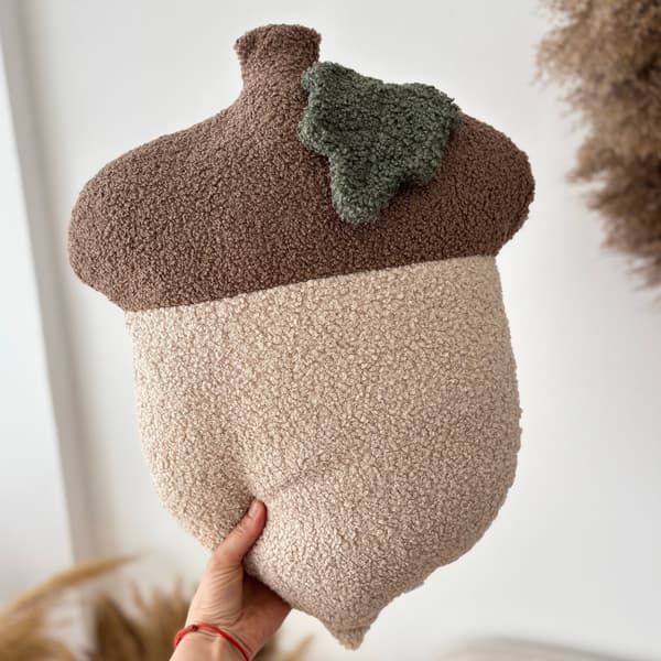 Höstkudde Acorn boucle