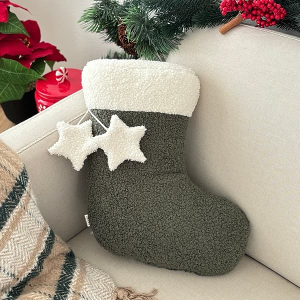 Julstrumpaformad kudde mörkgrön bouclé