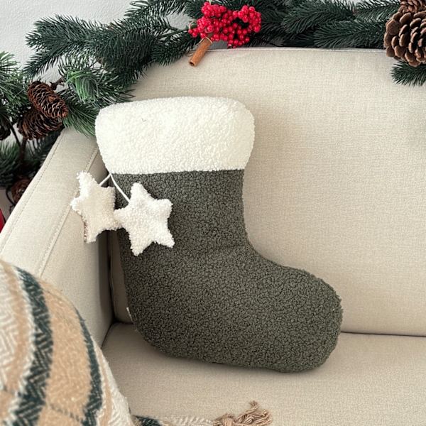 Julstrumpaformad kudde mörkgrön bouclé