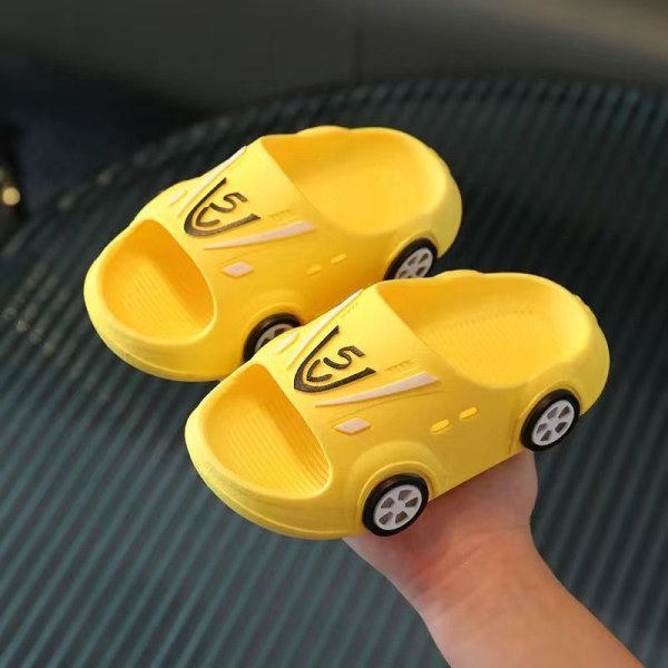 Barn tofflor tecknad bil barn baby sandaler tofflor gul yellow Sizes 22-23 (inner length 15cm)